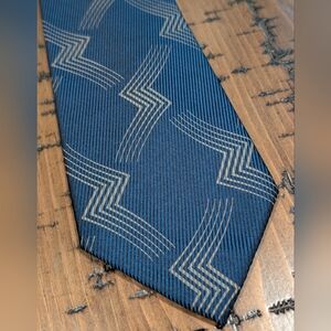VTG- Valentino 100% Silk Tie